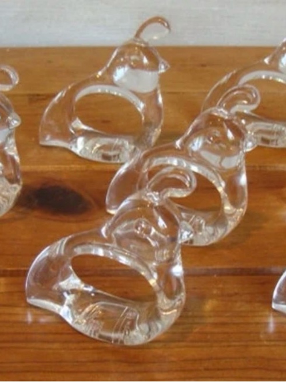 Partridge Quail Napkin Rings By Bijan in Clear Lucite Set of 8 Vintage 70s